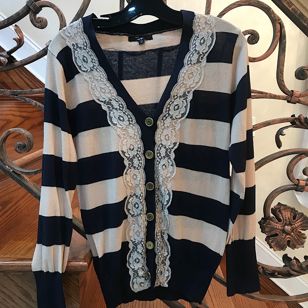Striped Lace-detail cardigan